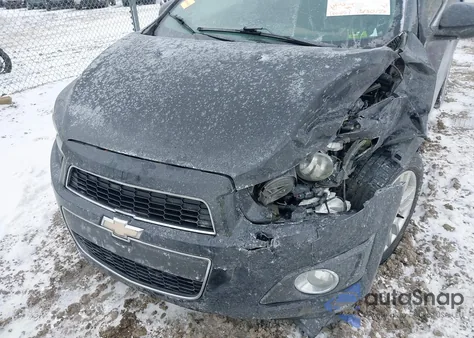 2016 Chevrolet Sonic Lt Auto z USA, uszkodzony, nr VIN 1G1JC5SH2G4117165